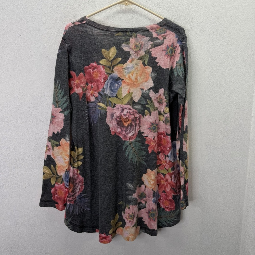 Soft Surroundings Floral Print Tunic Top Soft Knit V Neck Long Sleeve SZ L Gray - Picture 7 of 9